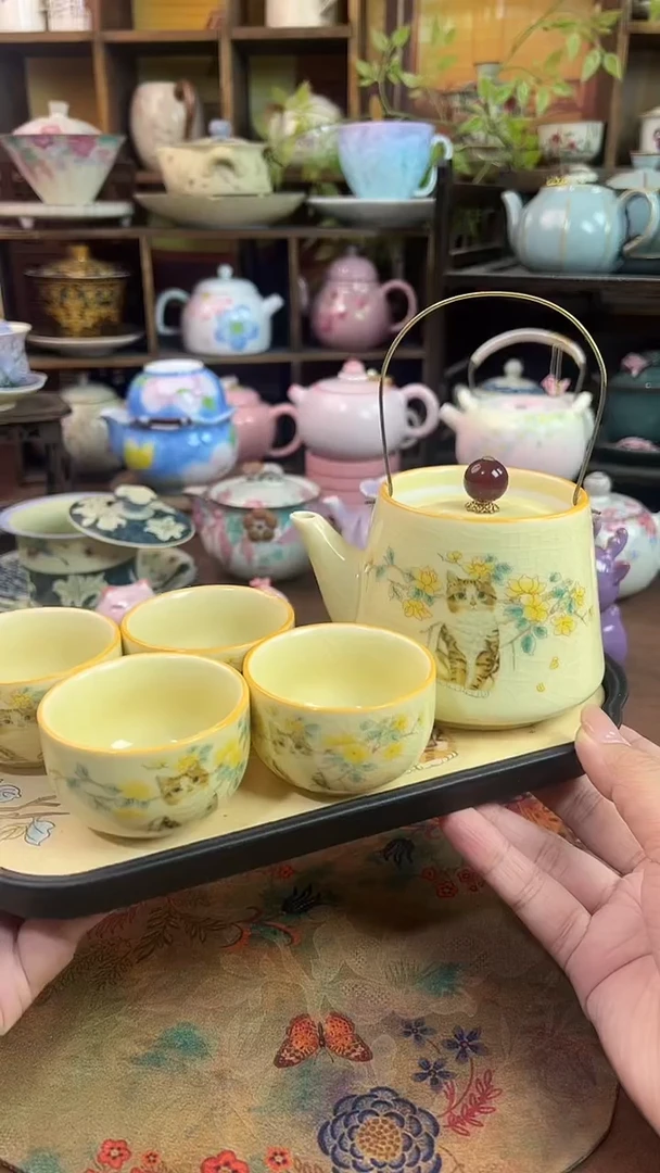 哥窑 1壶4杯1个茶盘