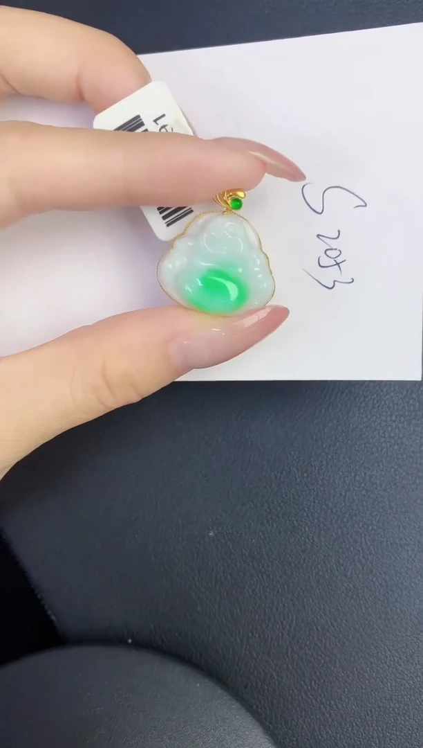 翡翠18K金镶嵌颈饰天然缅甸A货翡翠