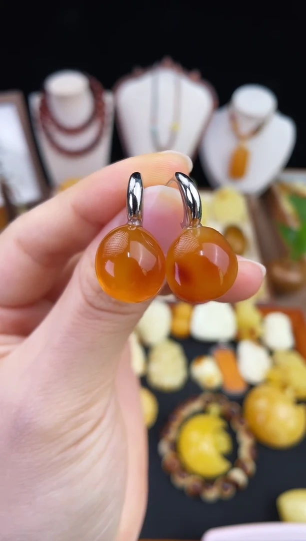 琥珀未镶嵌珠宝奇石柒月