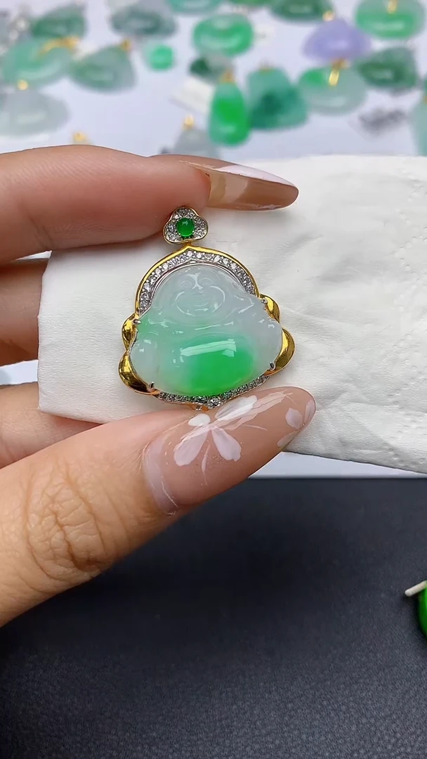 颈饰银S925镶嵌翡翠A货假一赔三支持复检百元上九元证书费自理