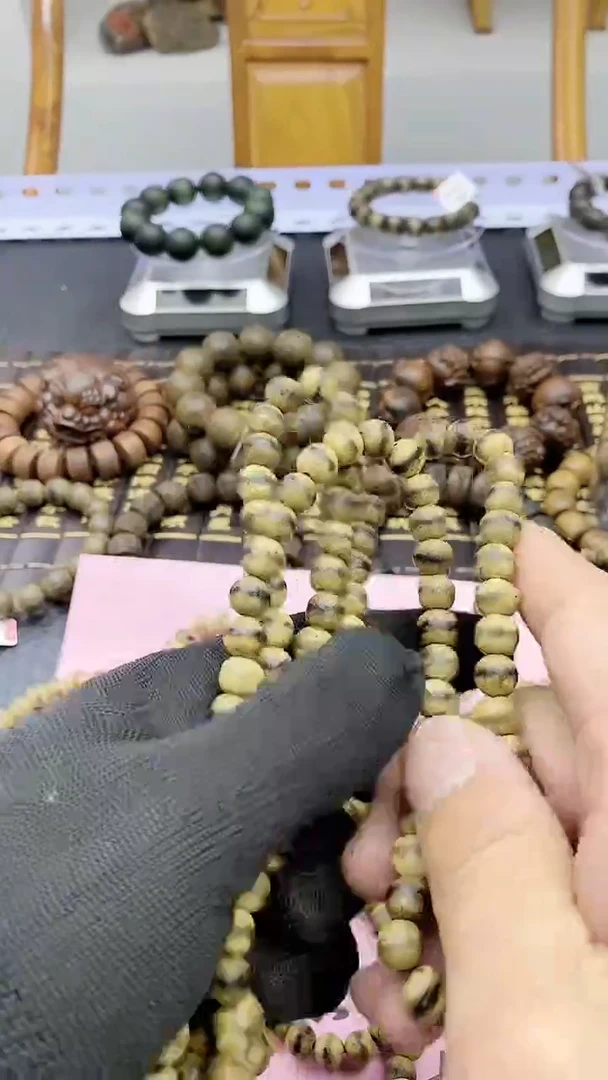 【闪购商品】木质手串高货文沉