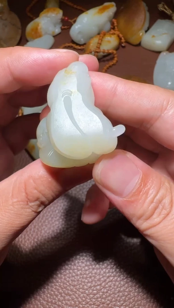 未镶嵌和田玉挂件和田玉