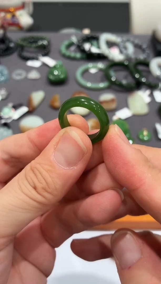 未镶嵌戒指和田玉ZZ 冰阳绿戒圈