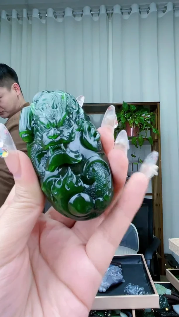 【闪购商品】和田玉挂件未镶嵌拍一发一，多样性发货！