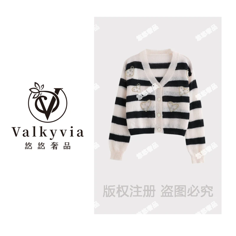 【Valkyvia/悠悠奢品】爱心串珠黑白条纹套头针织衫KS611