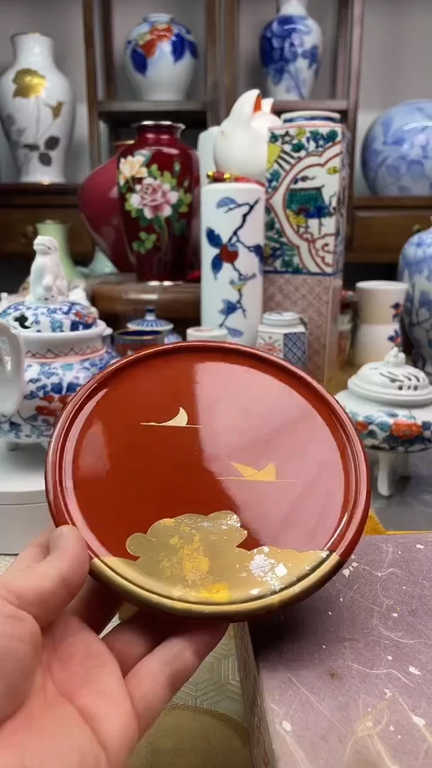 【闪购商品】盘日产金箔大漆壶承