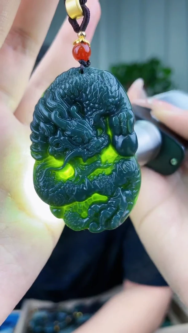 和田玉未镶嵌挂件拍一发一，多样性发货！