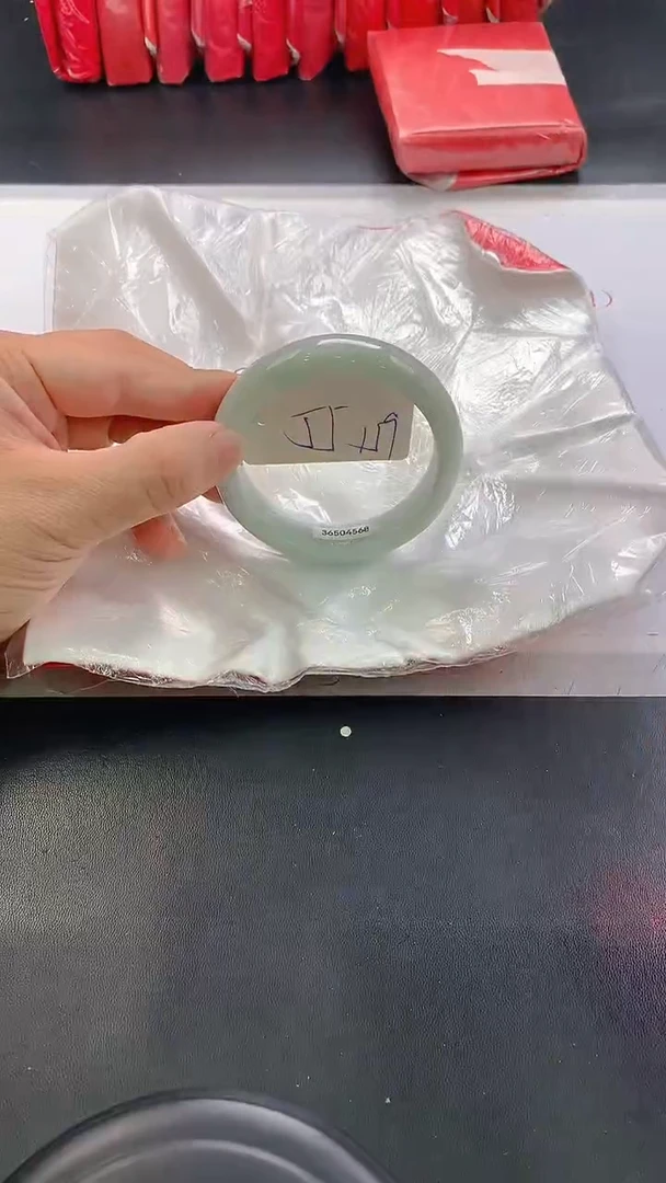 未镶嵌手镯翡翠159