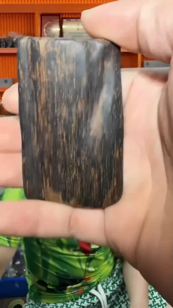 沉香吊坠258号吊坠多样性发一