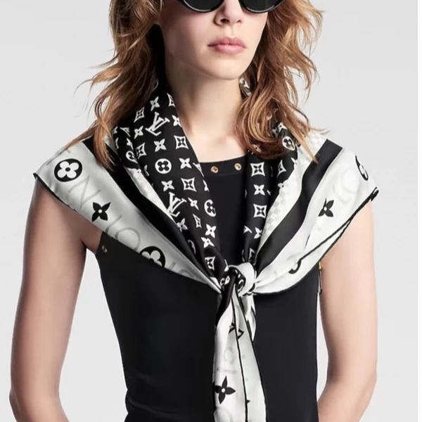 全新未使用 LouisVuitton/路易威登 【念念活动】90 丝巾 黑色