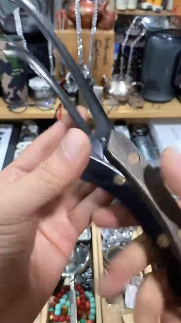 瓷片闪购商品  如图所示