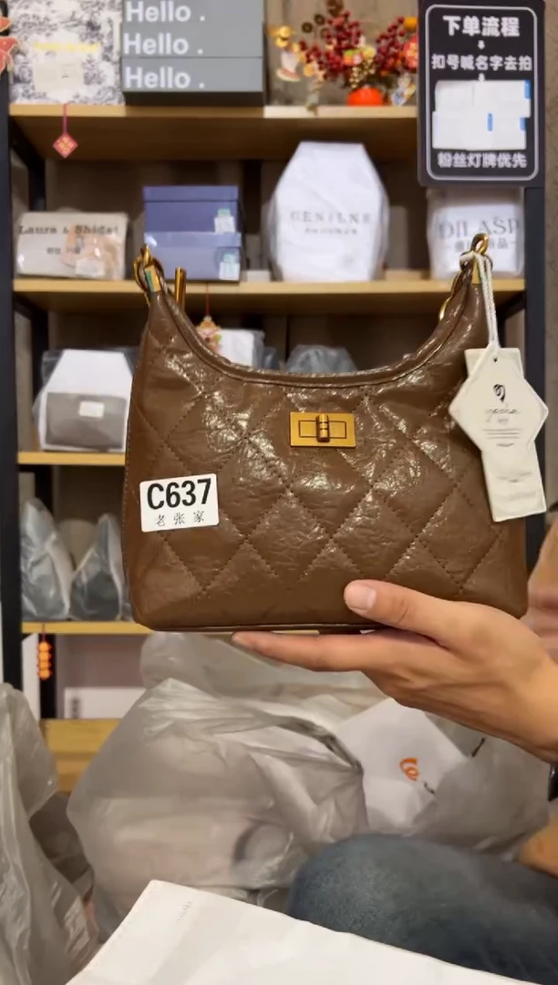 小牛剖层皮革老张家女包637