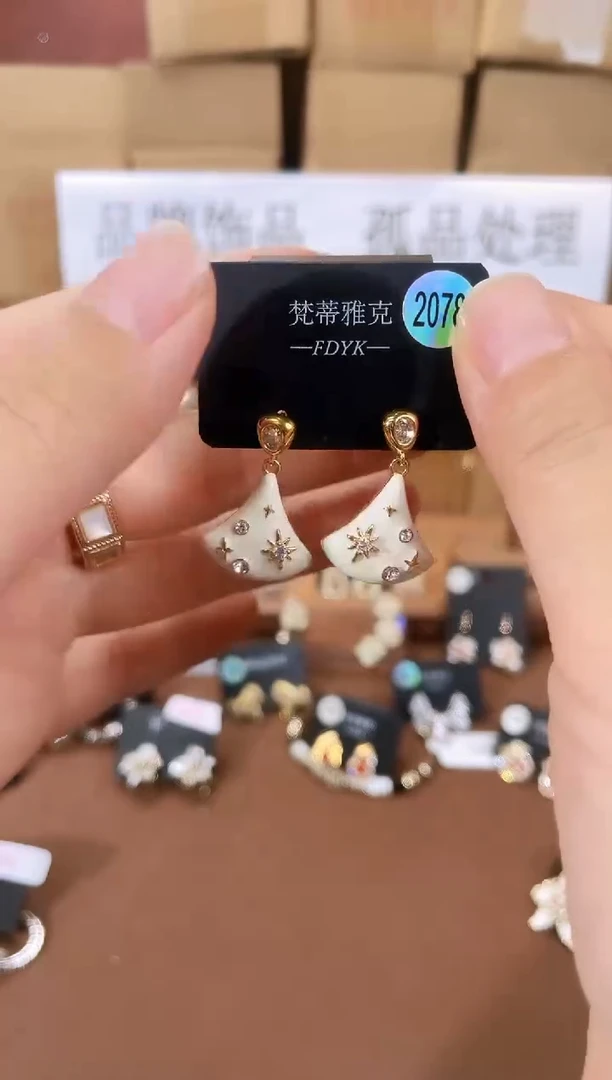 铜合金925银锆石梵2078