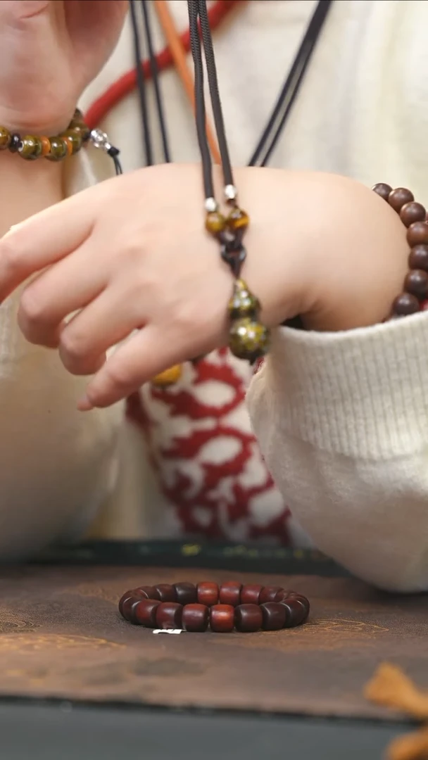 【闪购商品】黑金大漆紫光檀螺钿小脖挂