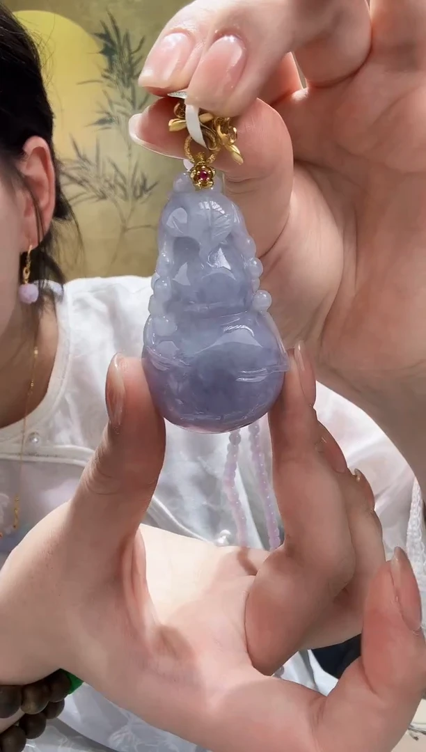 颈饰未镶嵌翡翠吊坠