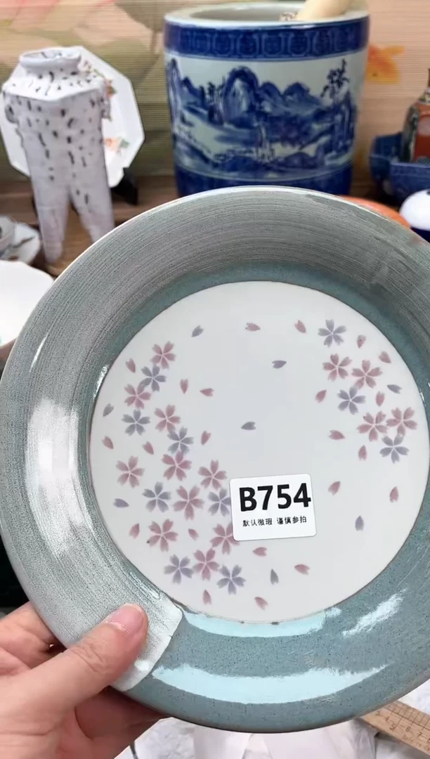 瓷片你***谁754
