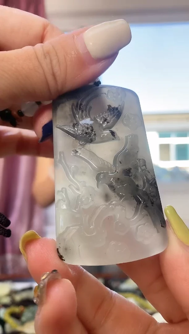 未镶嵌岫玉吊坠