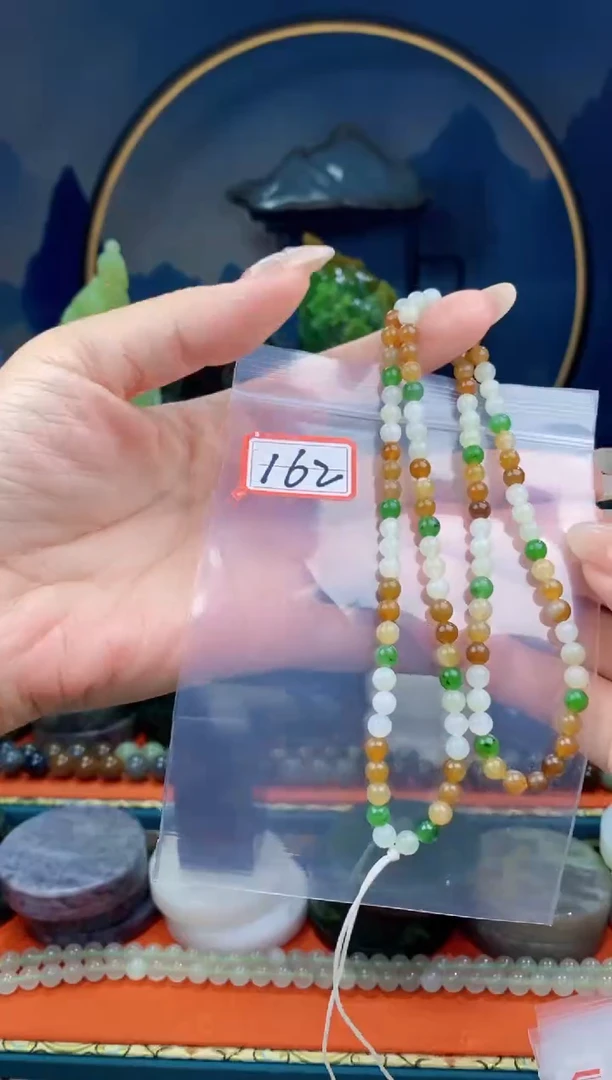 和田玉未镶嵌颈饰和田玉