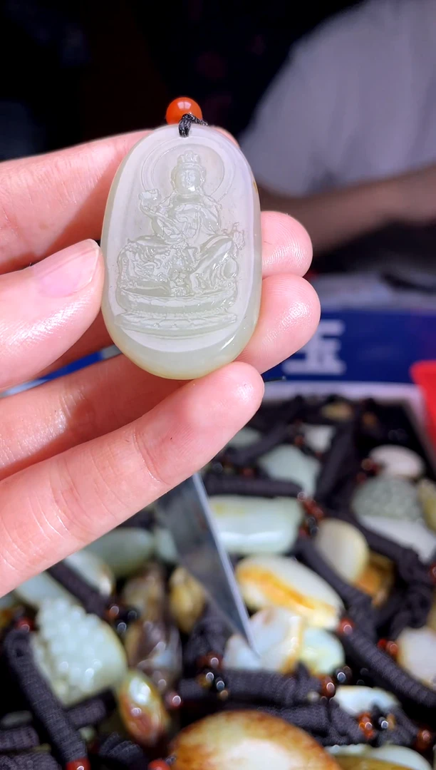 和田玉未镶嵌挂件1