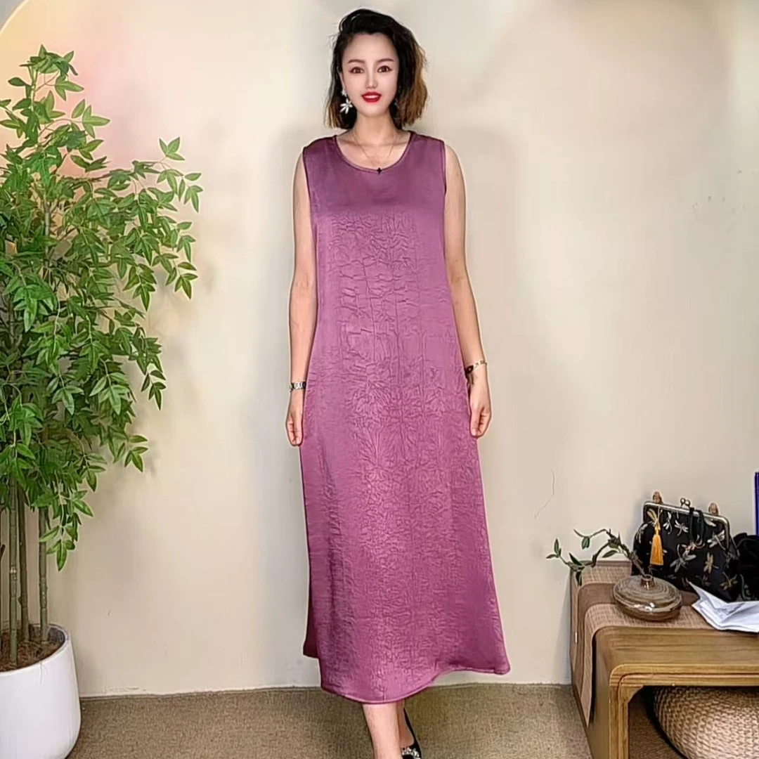 2025-10夏款【圆领打皱】显瘦时尚中长款大码宽松无袖气质连衣裙