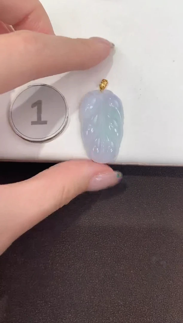 颈饰18K金镶嵌翡翠天然缅甸A货翡翠