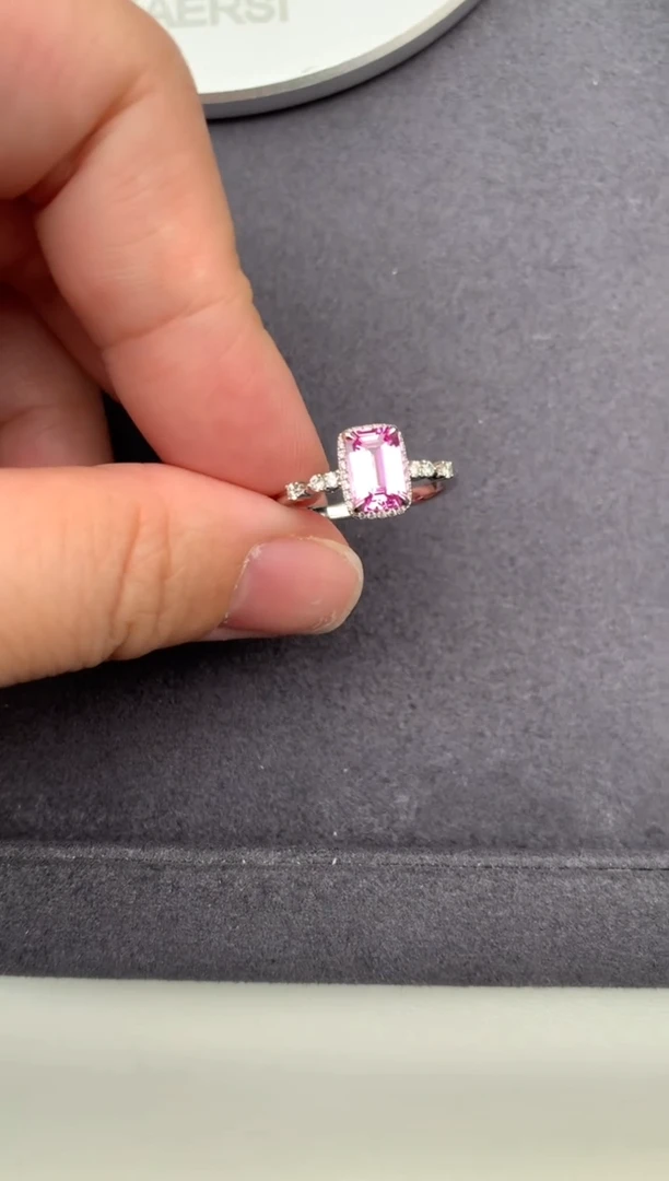 戒指彩色蓝宝石18K金镶嵌1.27ct粉蓝宝   GH  定制