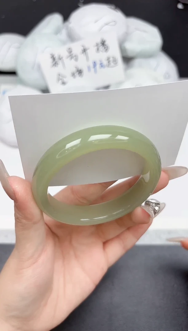 未镶嵌手镯石英质玉122-58-59