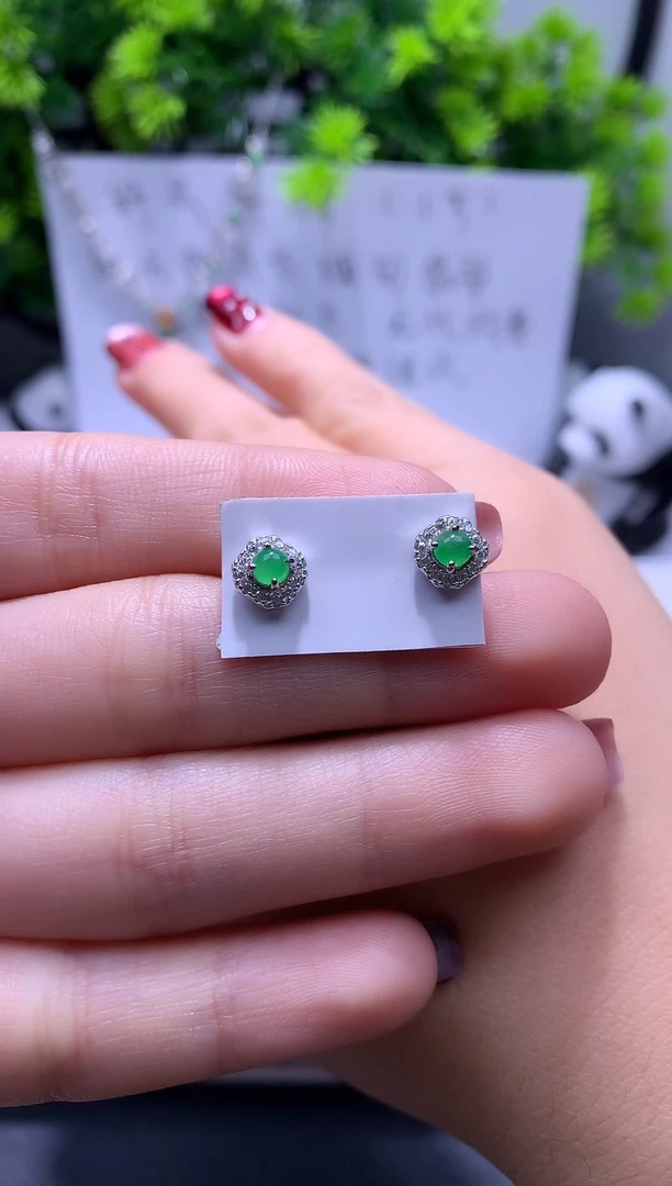 颈饰银S925镶嵌翡翠净货