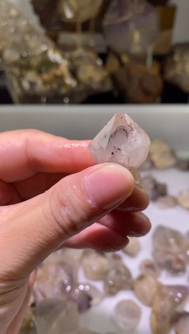 未镶嵌珠宝半成品水晶88号四川超七花园水晶