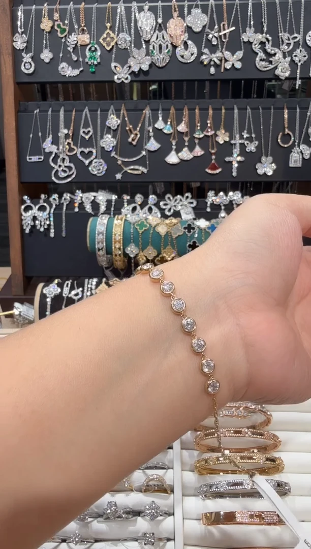 18K金镶嵌实验室培育钻石手链