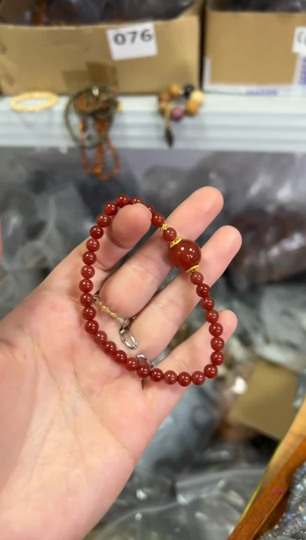 【闪购商品】玛瑙/玉髓手链未镶嵌玉化冰红玛瑙顶珠款手链[3664]