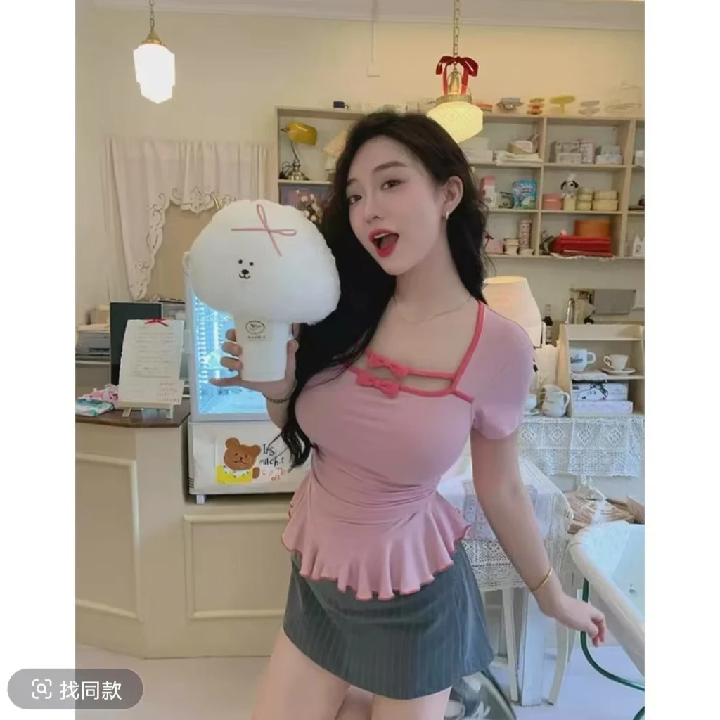 欣欣家~大码纯欲撞色蝴蝶结微胖抽褶修身显瘦短袖上衣多色20604