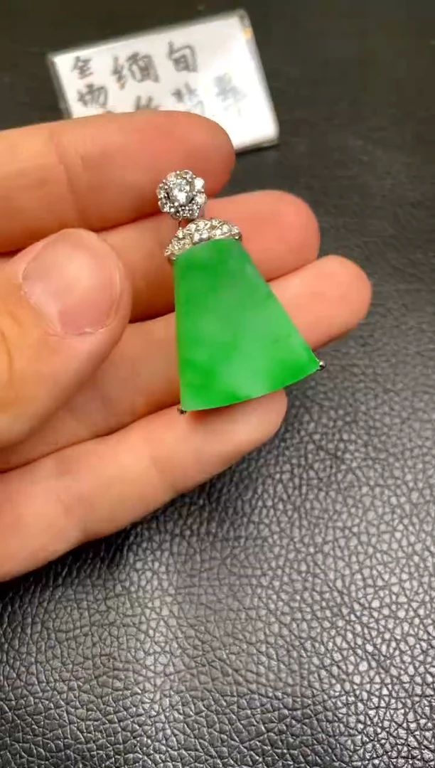 【闪购商品】翡翠吊坠(不含链)银S925镶嵌吊坠