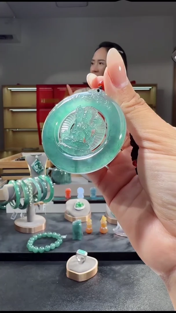 吊坠(不含链)未镶嵌翡翠虚空藏