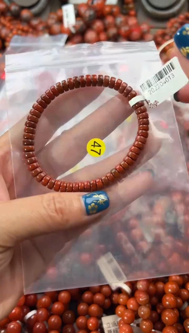 未镶嵌手串南红玛瑙6+