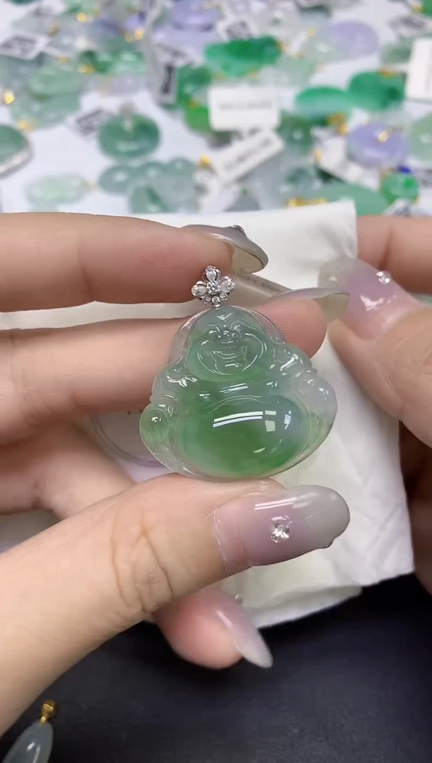 颈饰18K金镶嵌翡翠天然缅甸翡翠A货百元以上9元证书费自理