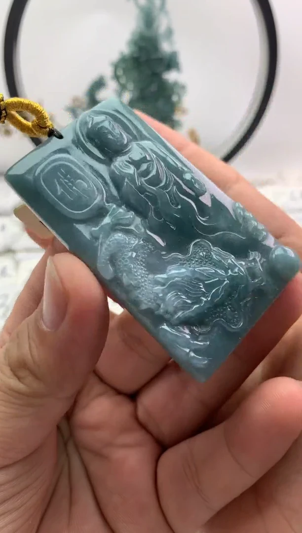 翡翠未镶嵌颈饰阿弥陀佛