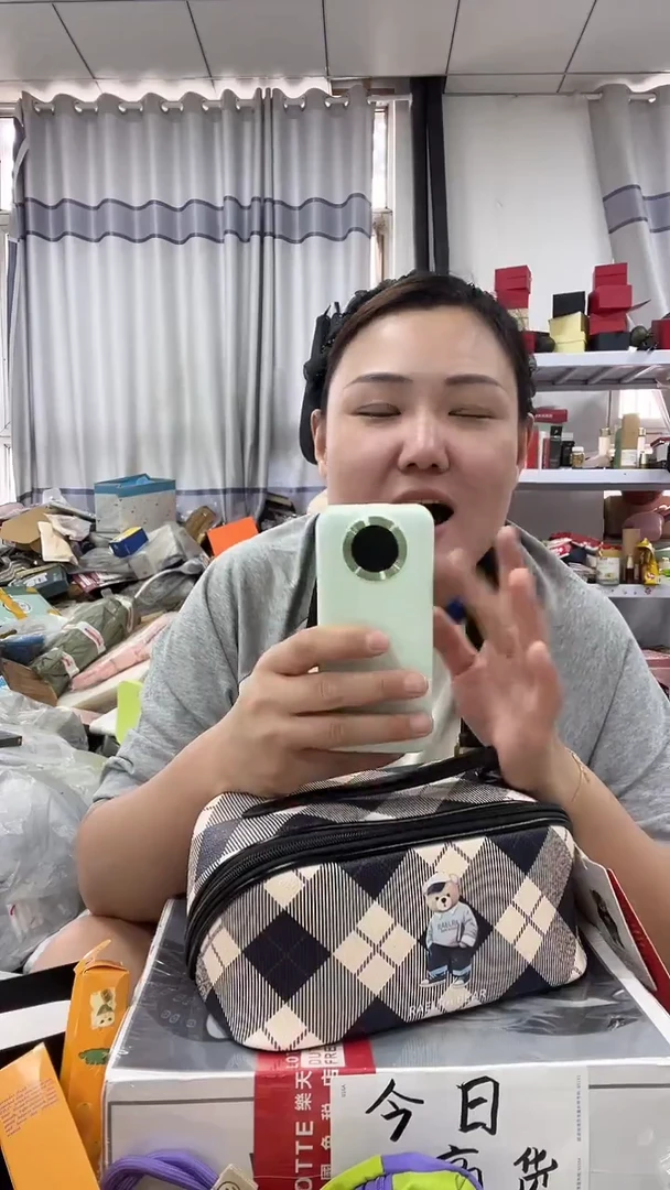 牦牛剖层皮革琪老板女包1号店超好看发图片款