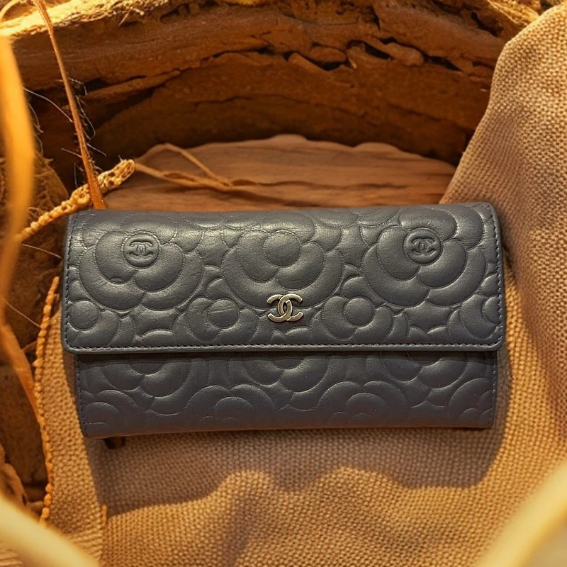 95新 Chanel/香奈儿 藏蓝色山茶花钱包 1189 0677