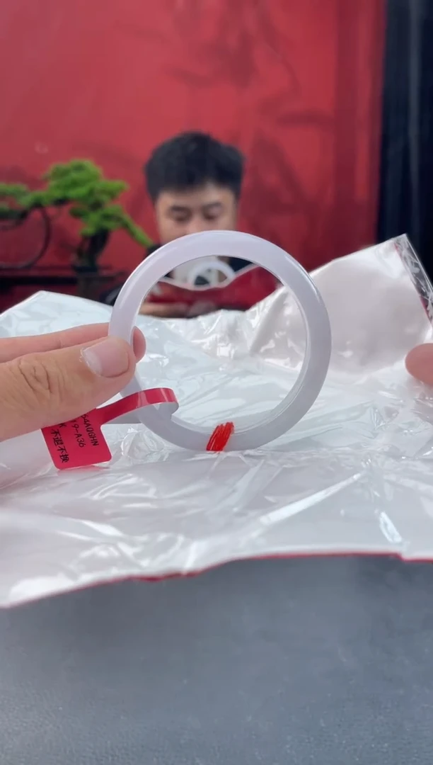 未镶嵌手镯翡翠7