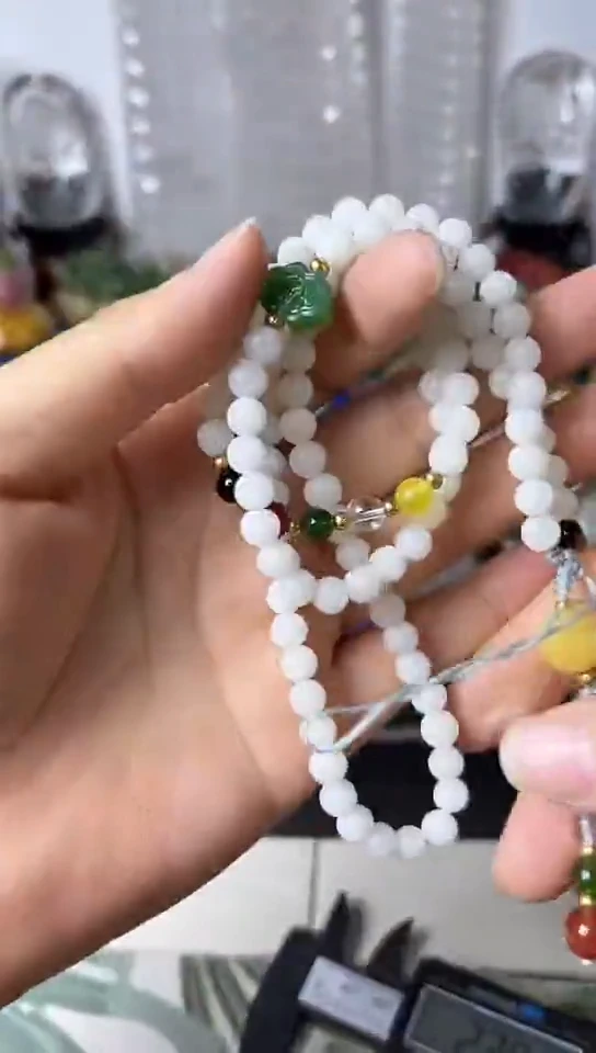 【闪购商品】玛瑙/玉髓手链未镶嵌36矿坑手机链