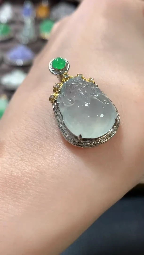 吊坠(不含链)18K金镶嵌翡翠a35