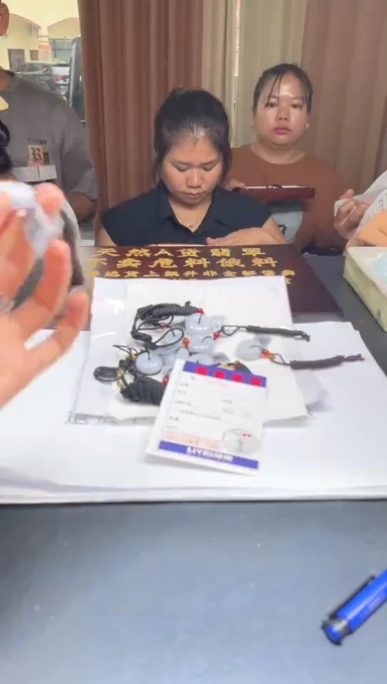 翡翠挂件未镶嵌多样性发其一拍一发一3343