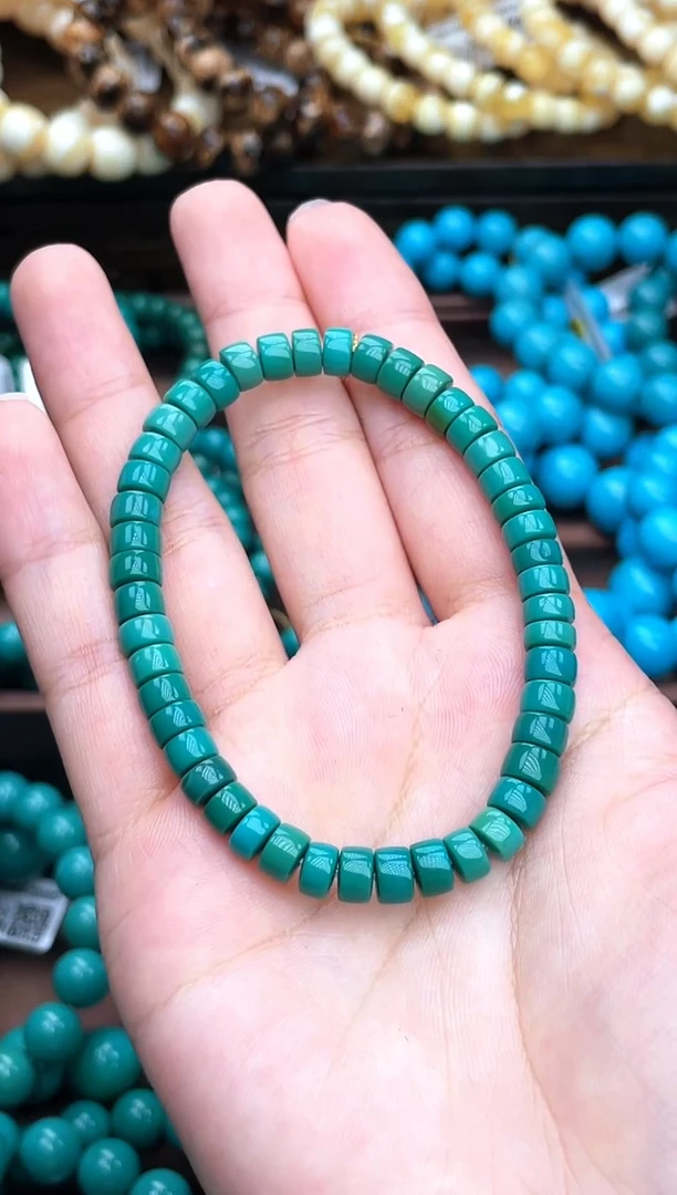 未镶嵌绿松石珠宝奇石A005