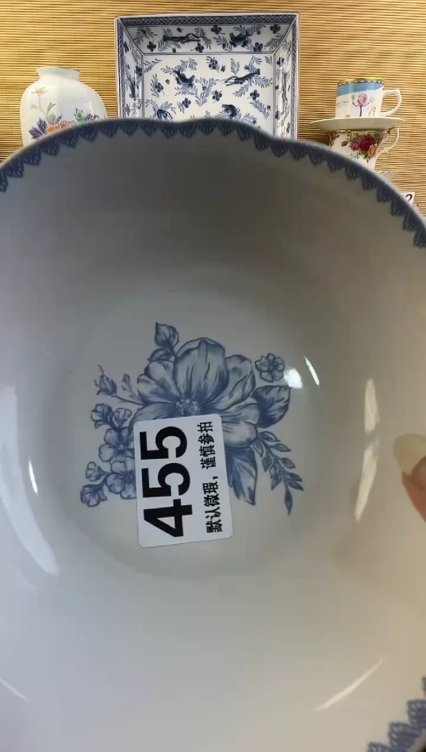 摆件陇****衣摆件瓷器瓷器瓷器