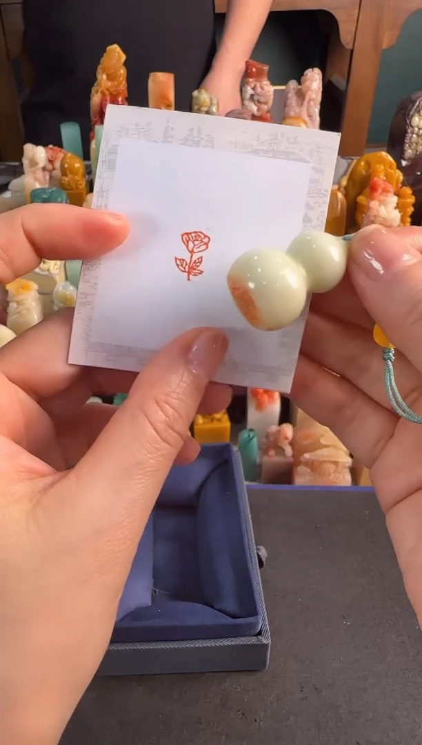 青田石印石同款定制花