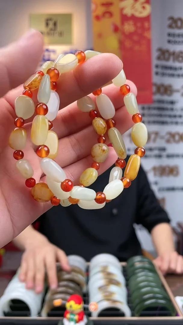 【闪购商品】和田玉手链未镶嵌山流水原石手串多样性发一条