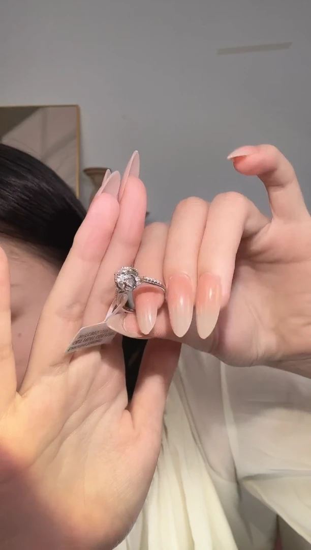 合成碳硅石925银戒指MSR.179