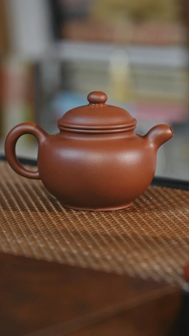 茶壶紫砂肉嘴掇枝 200CC 红清水 宜兴手工原矿紫砂壶