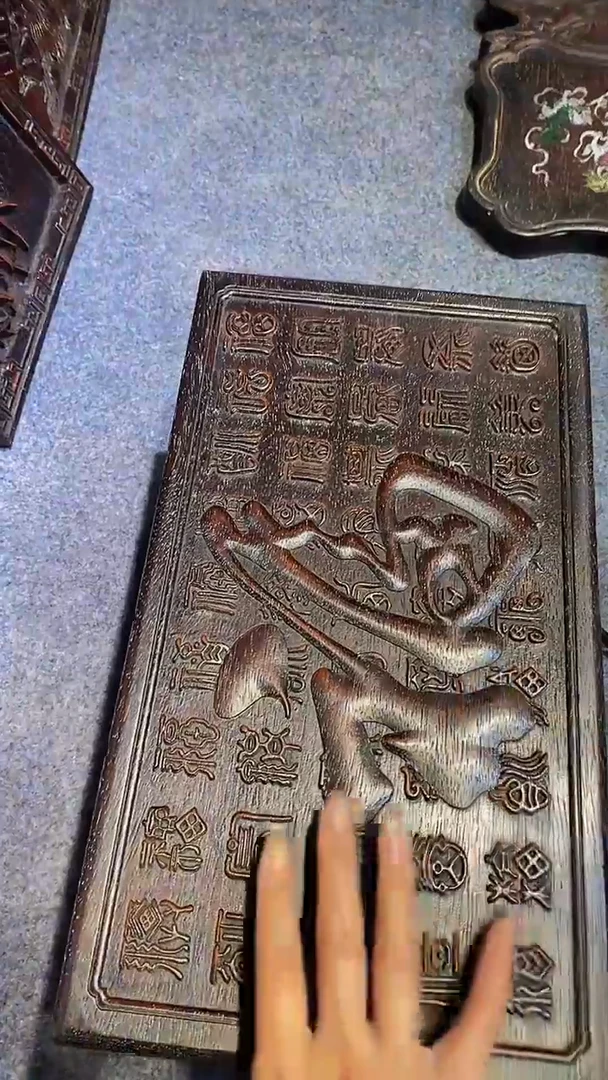 木？**？紫檀木雕一物一拍